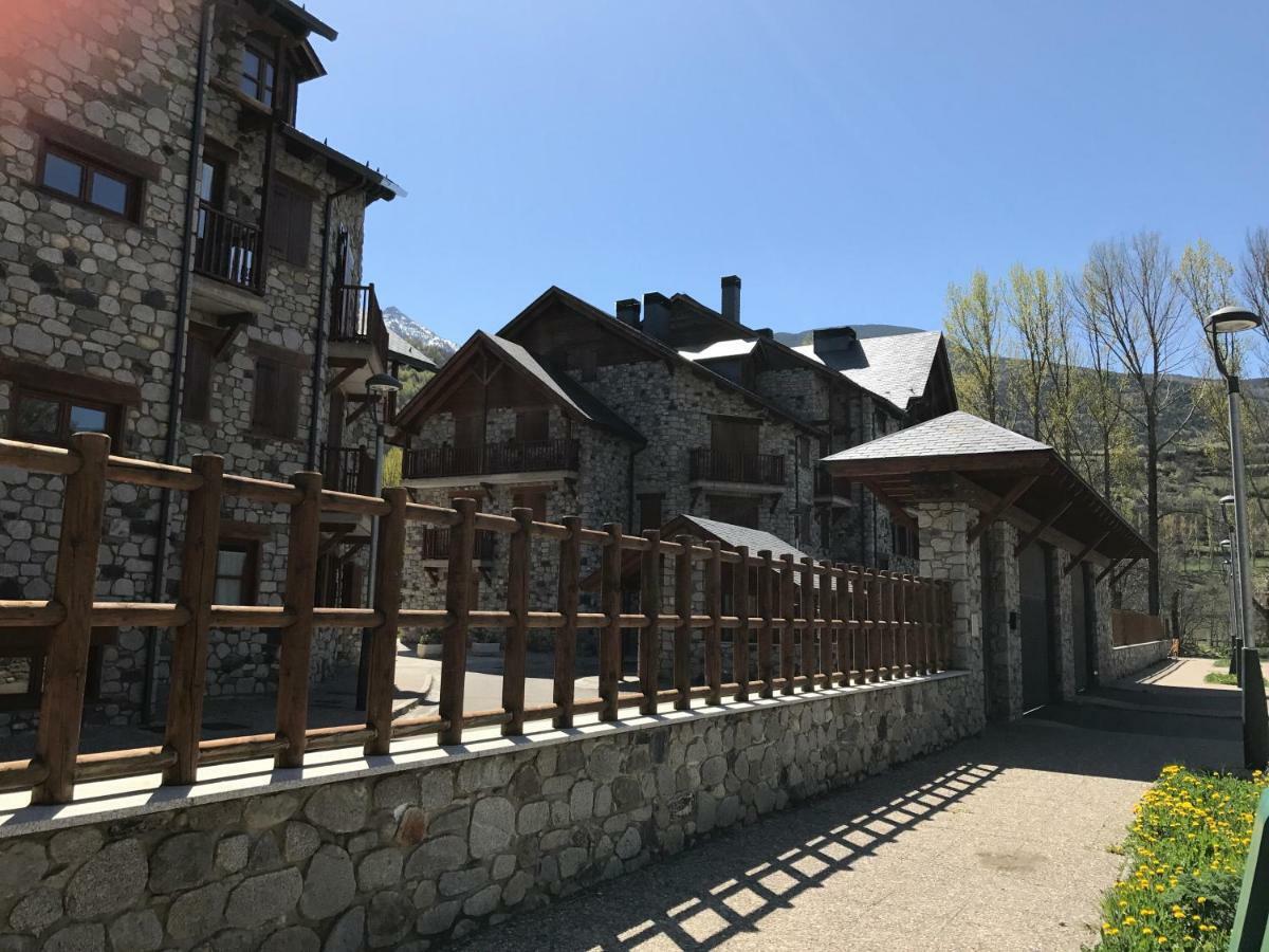 Apartamento En Benasque Eksteriør bilde