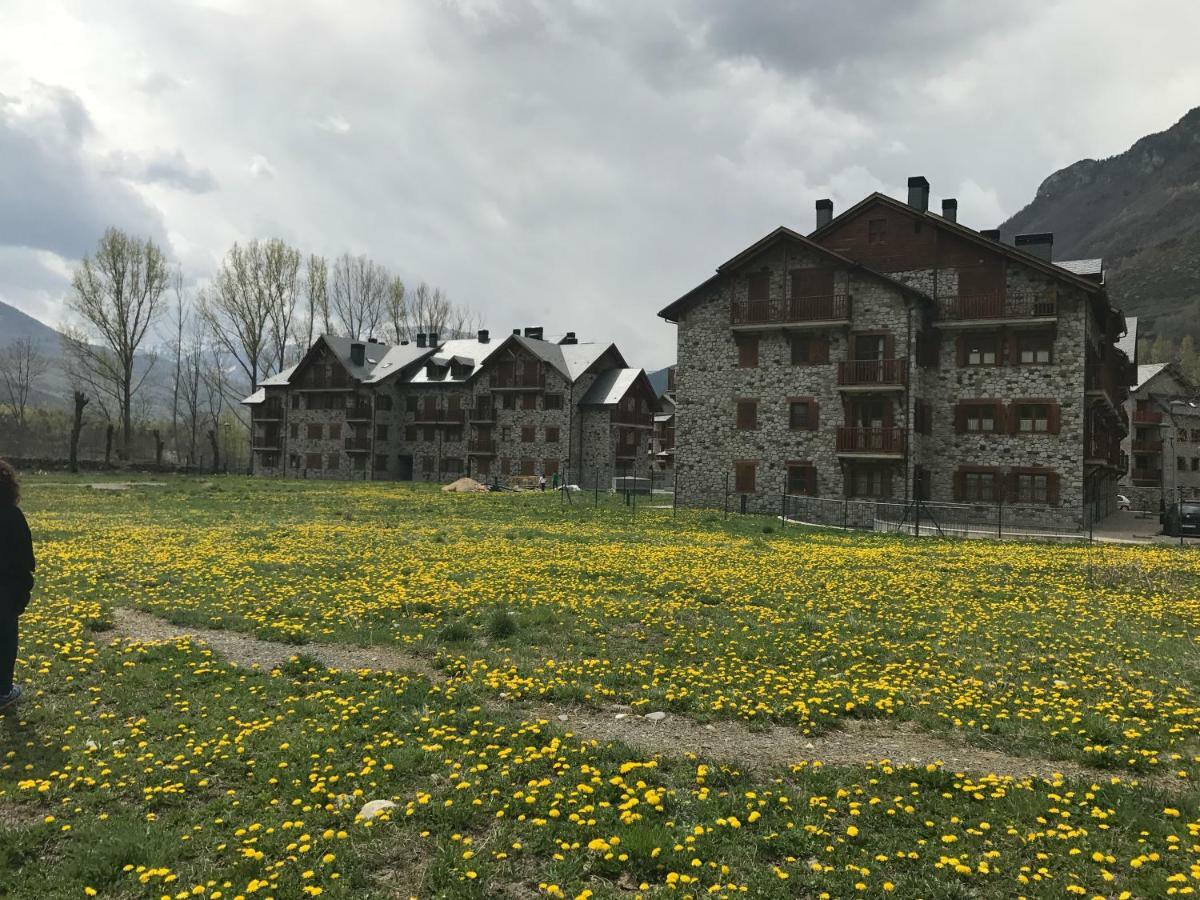 Apartamento En Benasque Eksteriør bilde